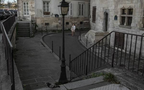 Agosto en París: cuando la ciudad se vacía, los parisinos se regocijan