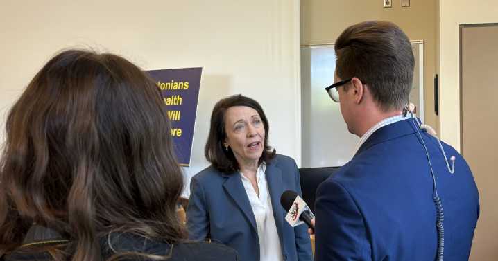 Senator Cantwell calls for congress to retake authority on trade as new Trump tariffs take effect