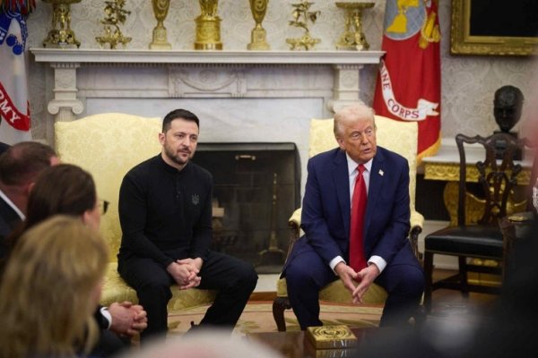 Zelenski advierte a Putin y a Trump que Ucrania no entregará territorio a cambio de la paz