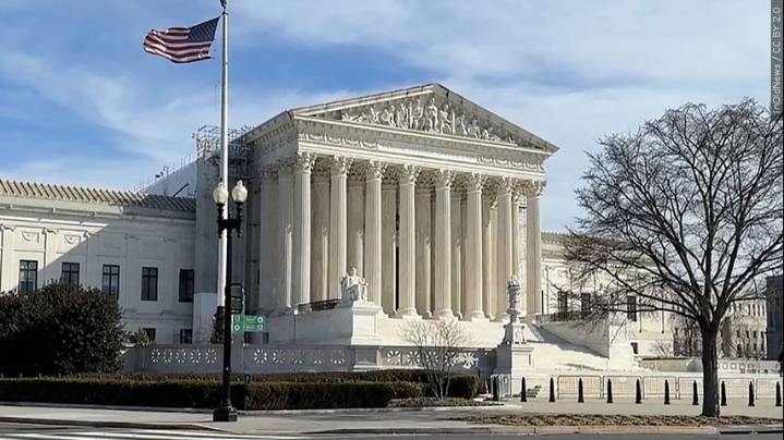 Louisiana urges Supreme Court to bar use of race in redistricting, in attack on Voting Rights Act
