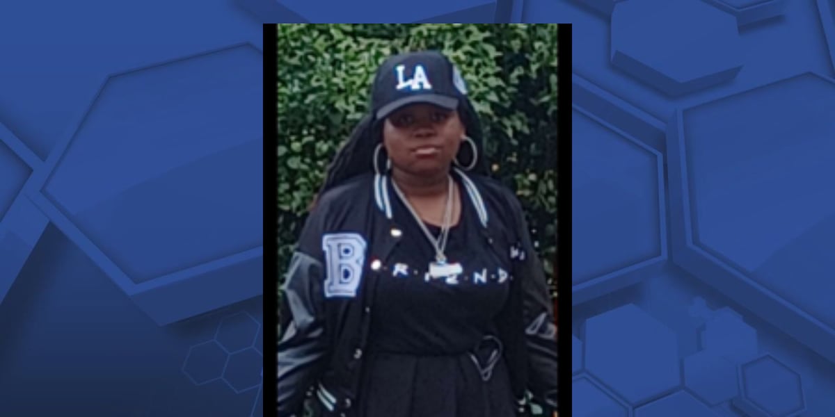 Police searching for missing 16-year-old last seen on Knight Dr.