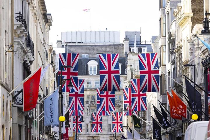 West End businesses hit by record losses from 'tourist tax' fallout