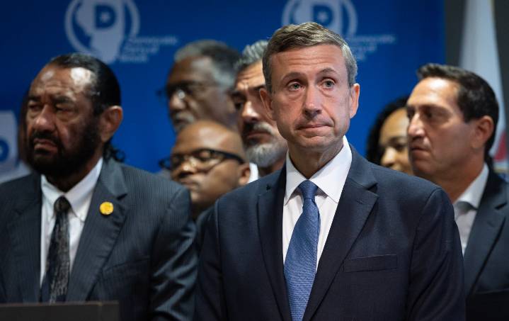 A DNC Member Is Calling for an Arms Embargo on Israel. Will the Party Leadership Listen?