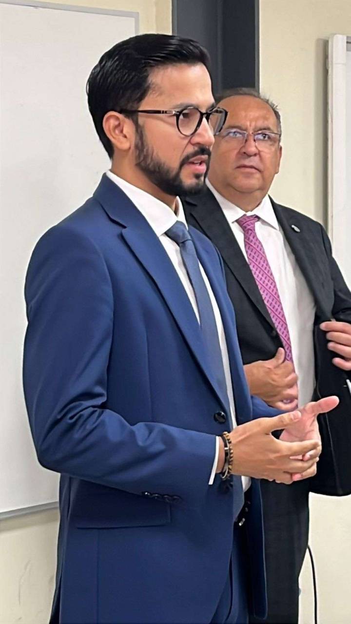 Inicia UACH semestre con matrícula de 30 mil alumnos