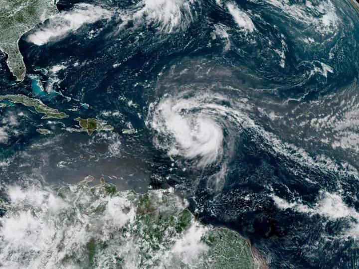 Hurricane Erin forecast to create dangerous surf along U.S. coast