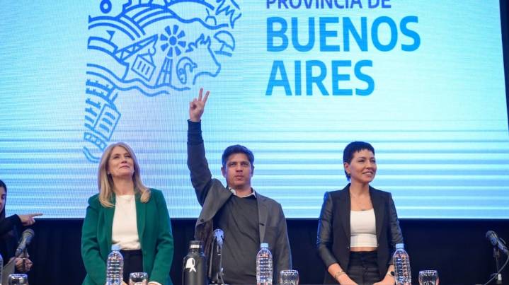 Kicillof habla de Milei, pero calla sobre los vínculos del dueño del laboratorio del fentanilo letal con dirigentes K