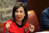 Robles acusa a Feijóo de orquestar una petición "coordinada" de las CCAA del PP de medios "increíbles" para atacar al Gobierno