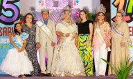 Atenea Gómez Ricalde corona a los Reyes de Fundación 2025 en el marco del 175 Aniversario de la Fundación de Isla Mujeres