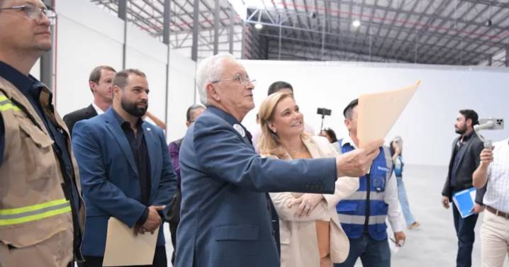 Maru Campos supervisa obra de construcción del Centro de Convenciones de ciudad Cuauhtémoc