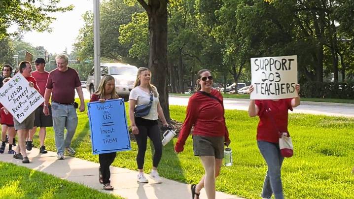 Naperville 203 teachers set official strike date for Aug. 26