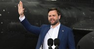 JD Vance pays tribute to himself as bizarre jacket lining revealed on UK visit