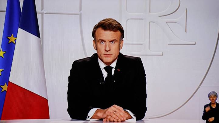 El presidente francés, Macron, premia el terrorismo y fomenta la masacre