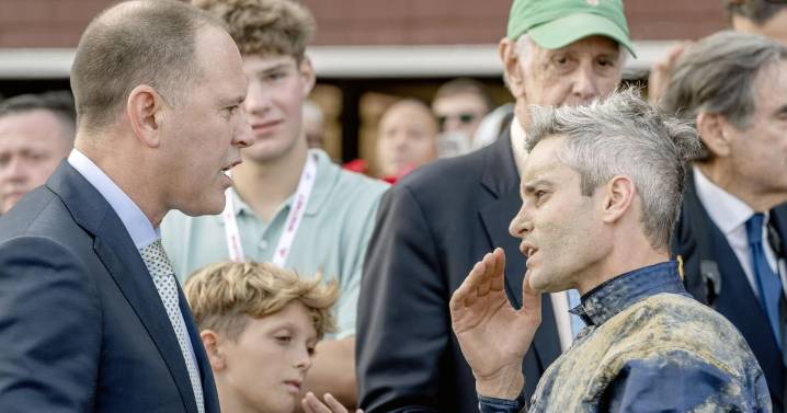 Post Time: Favorites dominating in turf routes