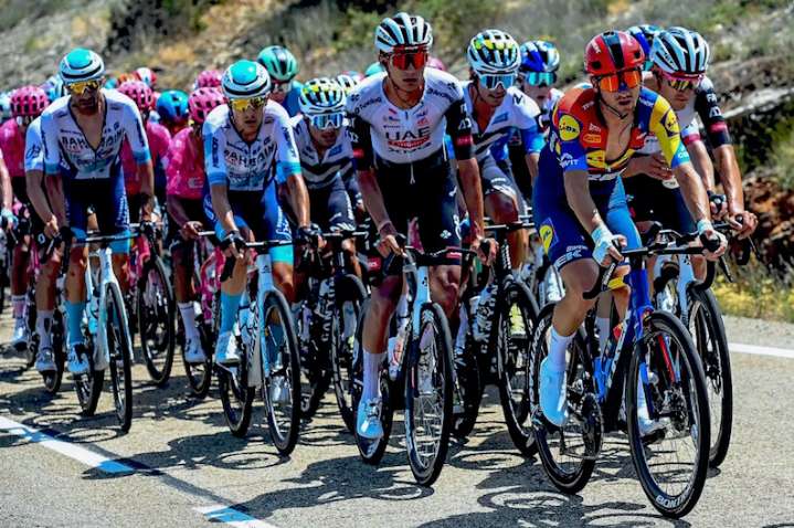 Isaac del Toro sigue en ascenso en la Vuelta a Burgos 2025