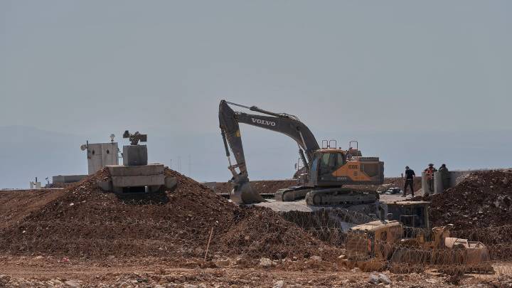 Netanyahu says Israel could withdraw from Lebanon if Hezbollah is disarmed