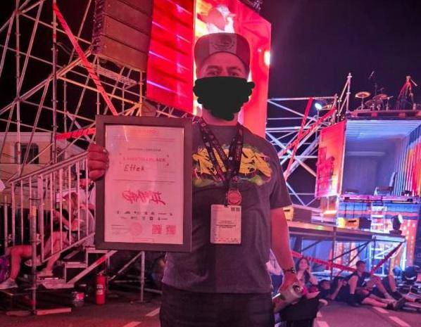 Monclova: ‘Efeck’, el artista monclovense que conquistó Rusia con un grafiti de Tláloc (video)