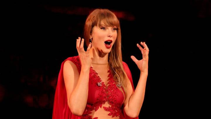 Taylor Swift more 'secure' than ever in unprecedented behaviour with Travis Kelce