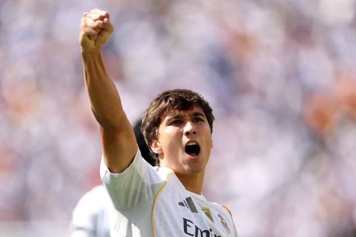 Gonzalo Garcia has signed new Real Madrid contract after breakthrough Club World Cup