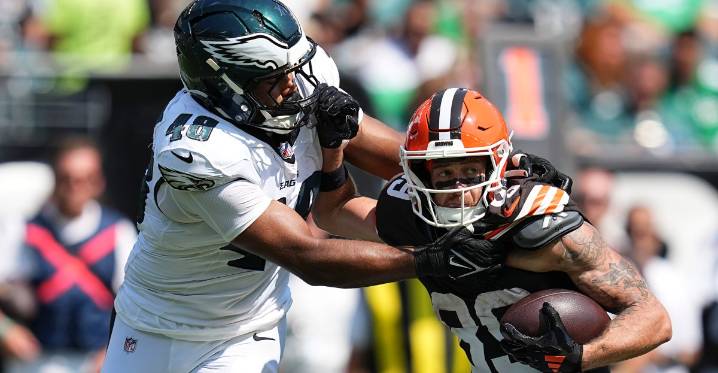 Browns offensive snap counts vs. Eagles: Efficiency wins the day