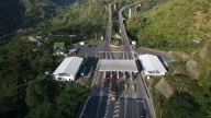 Grupo Aval lidera refinanciación de más de 1,2 billones de pesos para la vía Girardot