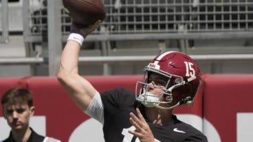 Kane Wommack talks Ty Simpson 'command' of Alabama football offense