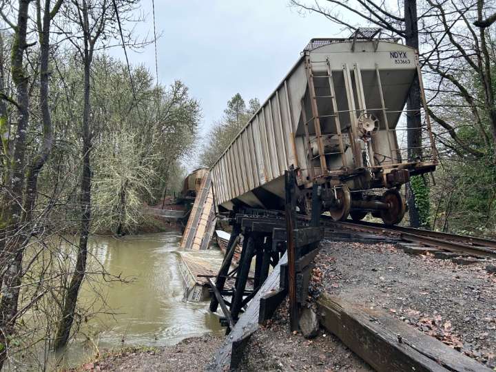 U.S. railroads’ aging bridges are self-inspected. Their findings are kept secret
