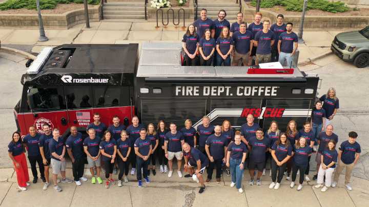A Cup of Thanks: Milwaukee First Responders Enjoy Free Coffee