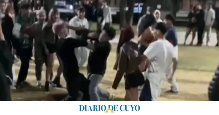 [VIDEOS] Brutales y frecuentes peleas a la salida de conocido boliche: “Pasa todos los fines de semana y nadie hace nada”