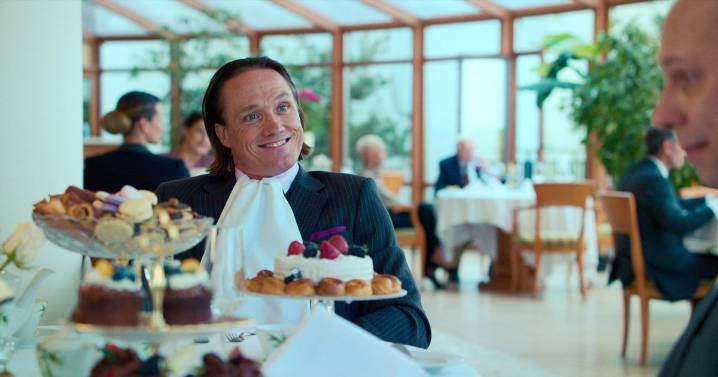 Netflix's six-part limited series with 100% rating fans forget exists