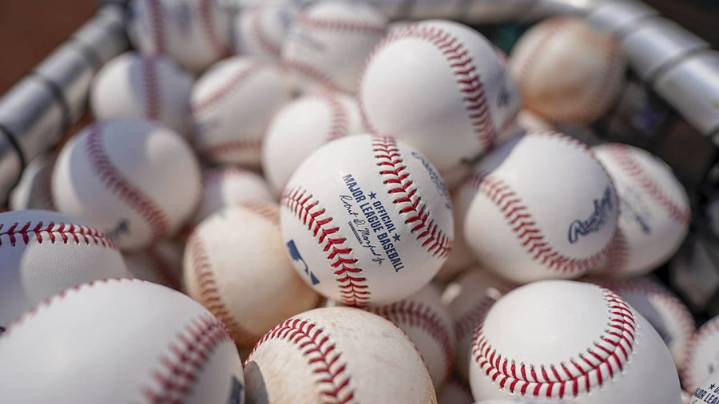What if MLB realignment based divisions on market size?