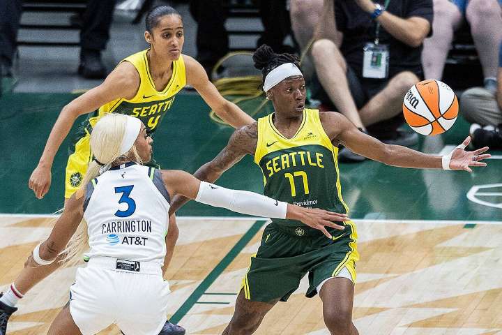 Storm drops third straight on the heels of huge trade