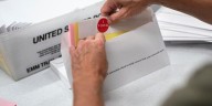 Trump anuncia nueva orden para abolir el voto por correo antes de las elecciones legislativas