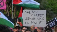 Miles de personas manifiestan por Gaza al margen de la Mostra de Venecia