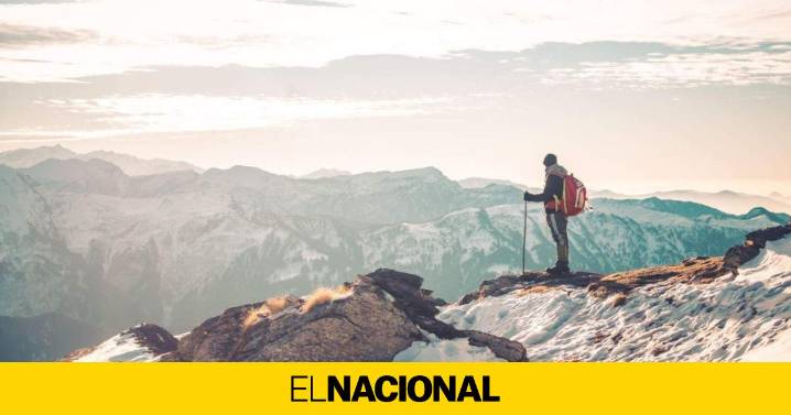 Nepal ofrece ascensiones gratuitas a 97 cimas para resolver la congestión del Everest