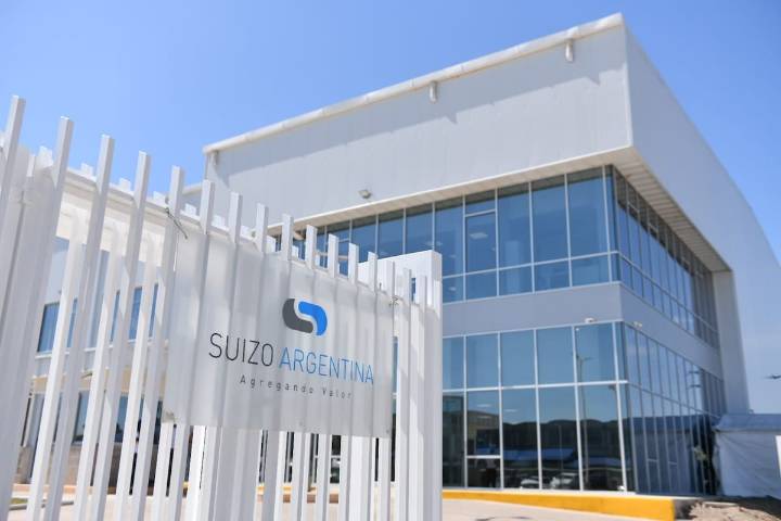 Investigación. Quiénes son los dueños de la droguería Suizo Argentina