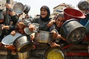 Foreign NGOs say new Israeli rules keep them from delivering Gaza aid