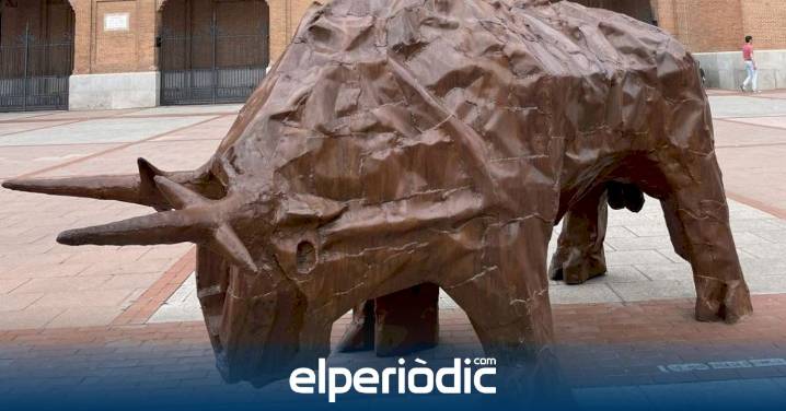 Ripollés lleva su arte taurino a Segorbe con una obra monumental que busca sorprender a vecinos y visitantes