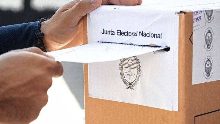 En Corrientes siete candidatos disputan la gobernación