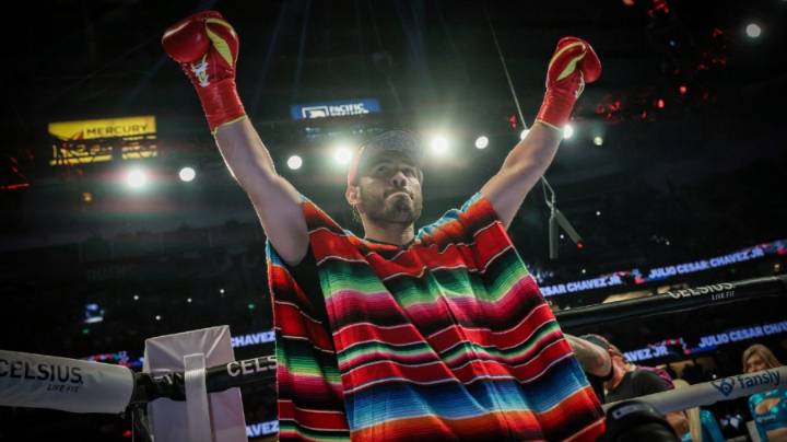 Boxer Julio César Chávez Jr. deported to Mexico