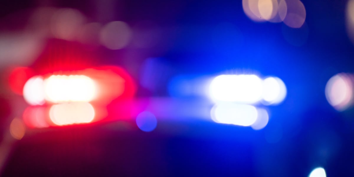 First responders recover body from Mississippi River