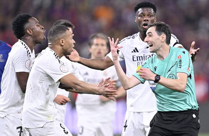Las designaciones arbitrales de LaLiga serán secretas hasta el día antes de cada partido