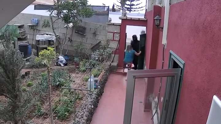 Un joven de 19 años detenido por agredir a una mujer durante un asalto en Tenerife