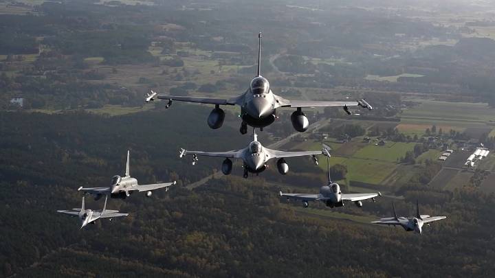 Muere un piloto militar en Polonia mientras se preparaba para una exhibición