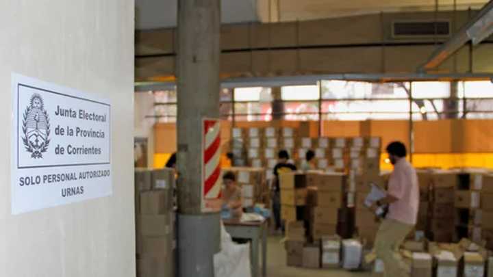 Corrientes va a las urnas: primer examen para La Libertad Avanza después de los audios filtrados