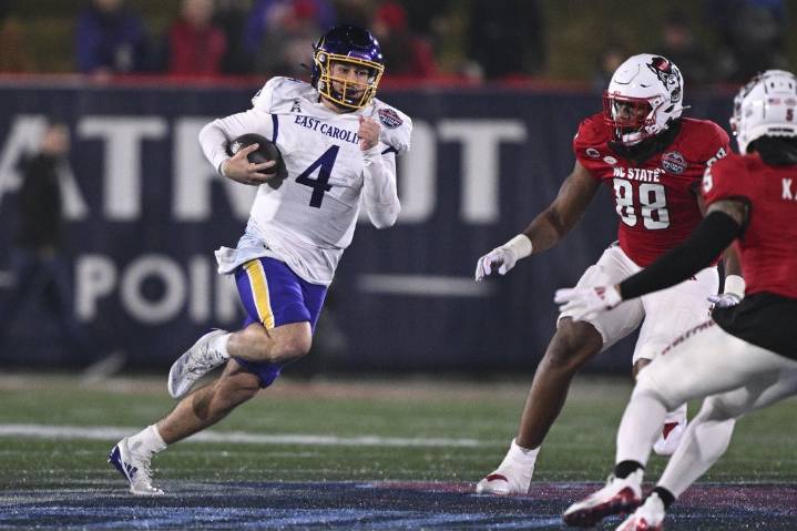 Deadspin | East Carolina, NC State to renew heated in-state rivalry