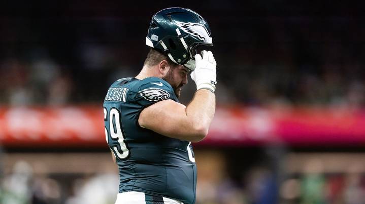 Eagles’ Landon Dickerson carted off field after potentially serious injury