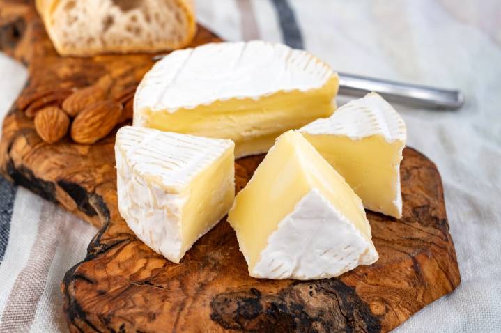 Nueva York: Wegmans retira varios quesos Camembert por riesgo de listeria