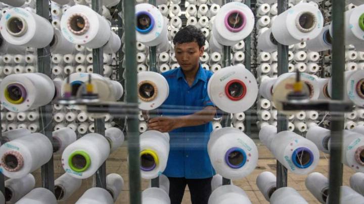 Trump quería que los fabricantes pusieran los ojos lejos de China. Ahora, muchos de ellos enfrentan nuevos aranceles