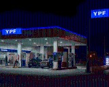 Desde esta noche: YPF duplicó el descuento para cargar nafta luego de las 0 horas