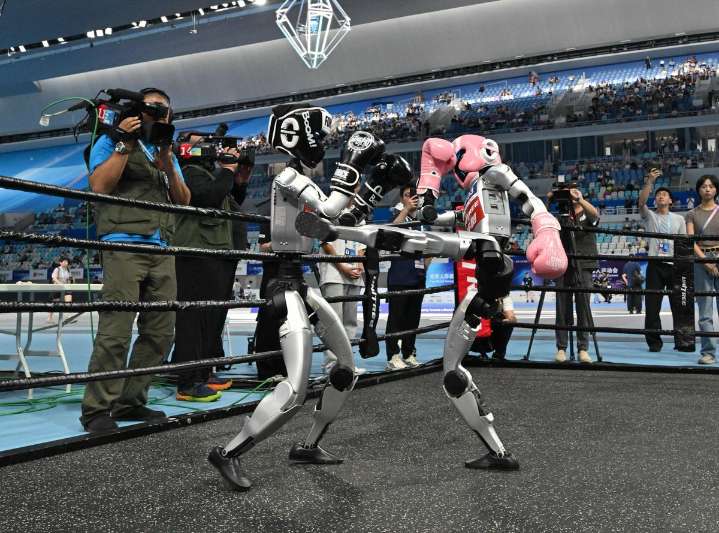 Arrancan los Juegos Mundiales de Robots Humanoides en China